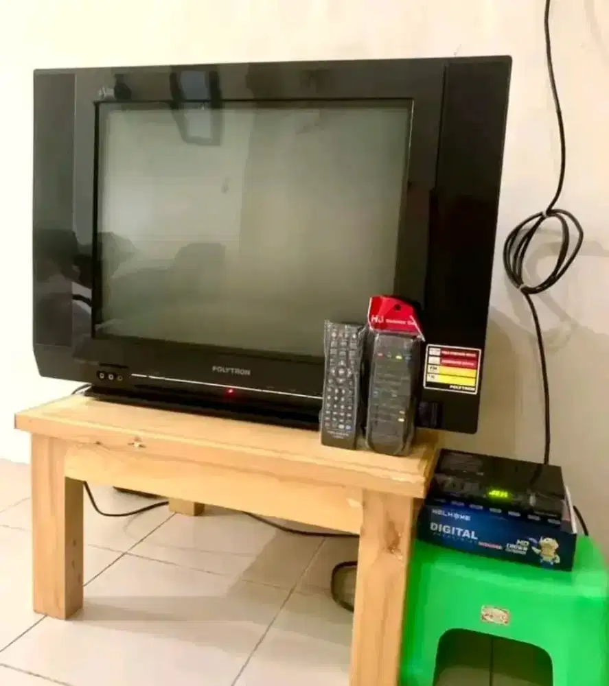 TV 21 INCH POLYTRON SLIM FLAT FM RADIO FULLSET SEPAKET