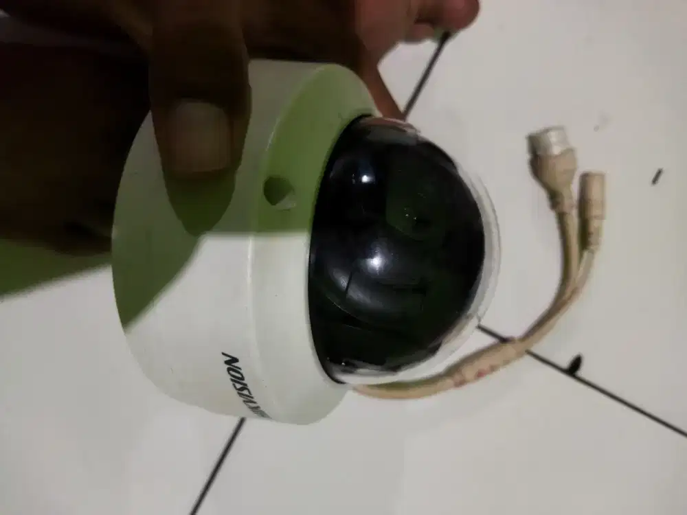 Misi mau jual cctv merk Hik vision kondisi normal bagus