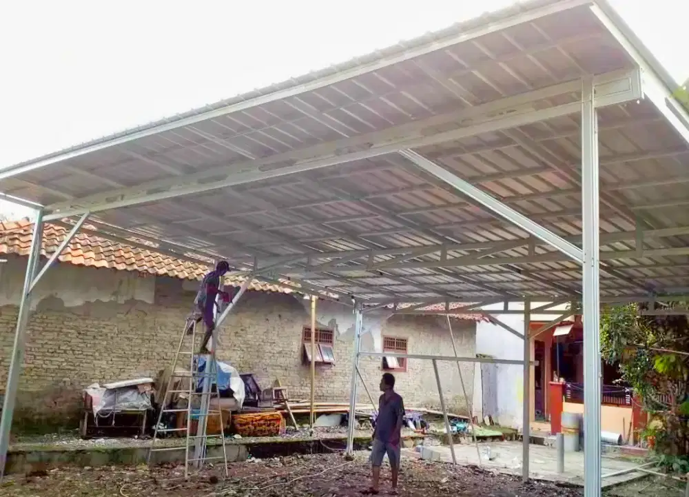 Pasang rangka baja ringan SNI