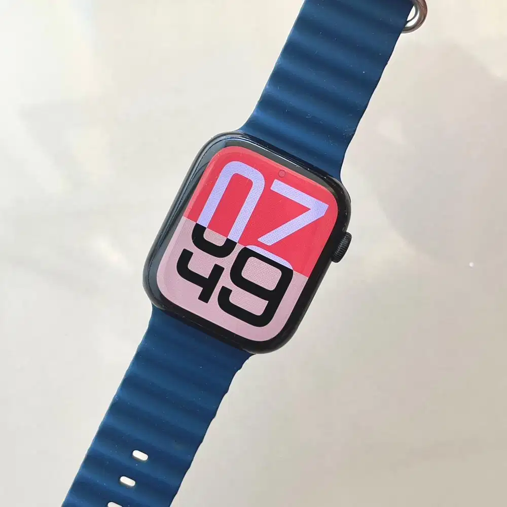Apple Watch series 7 45mm eks iBox