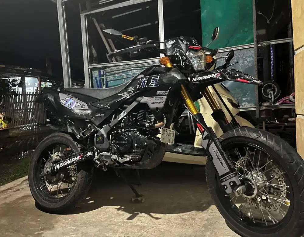 KLX SM SE tahun 2023