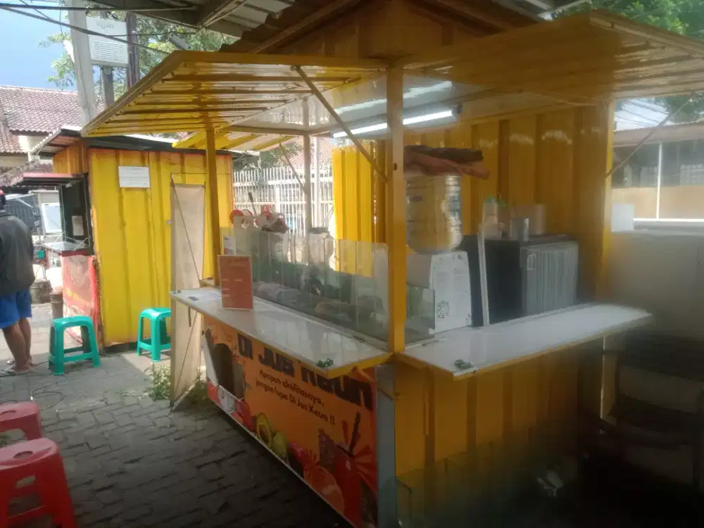 Kontener booth bekas jus