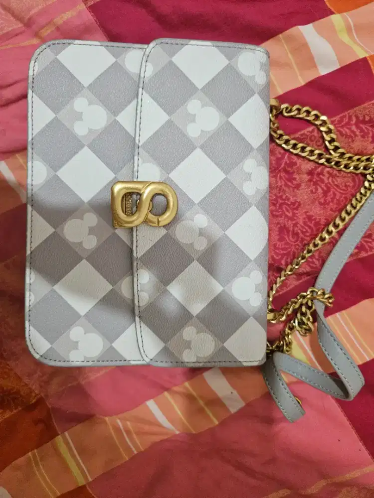 Buttosca*ves prelived disney edition (nego)