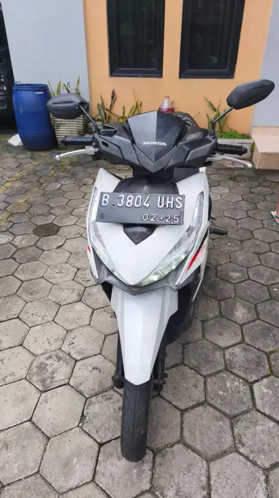 vario 125 led old 2015