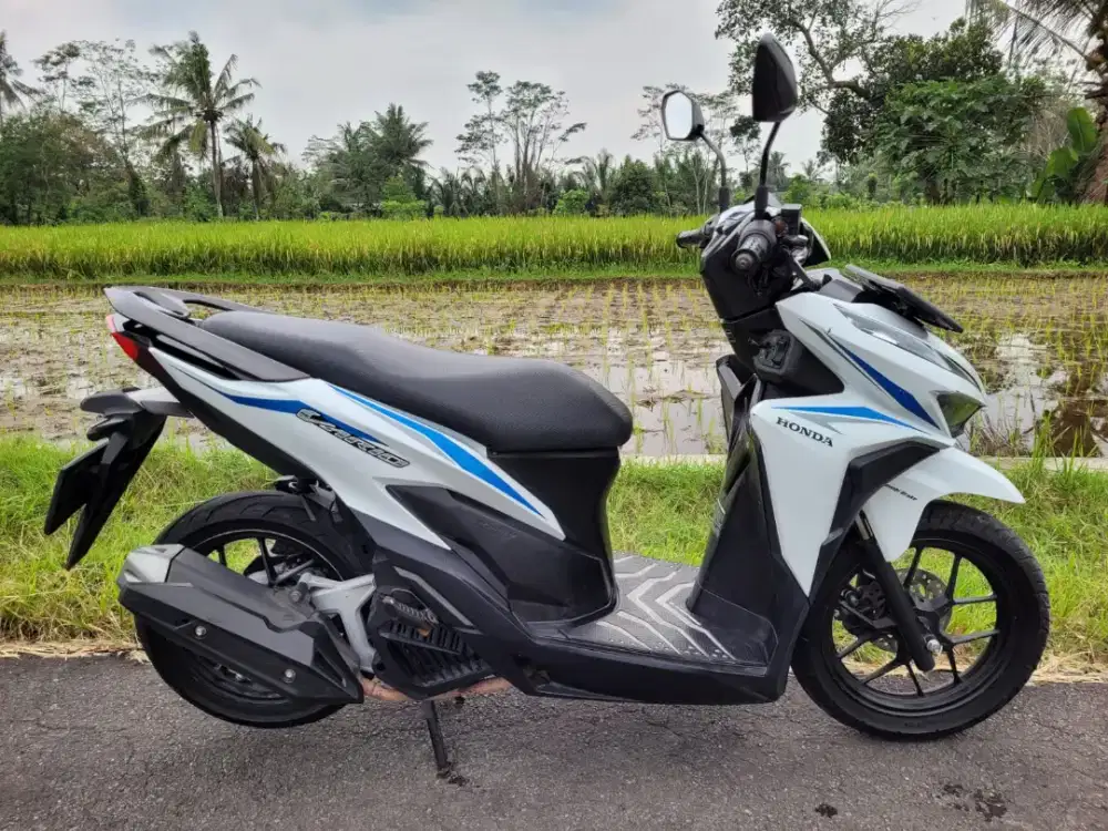 VARIO 125 2018 KREDIT DP 700,000