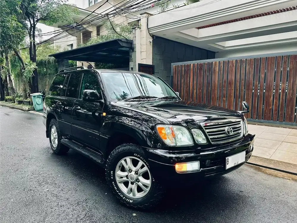 Landcruiser Cygnus 2004