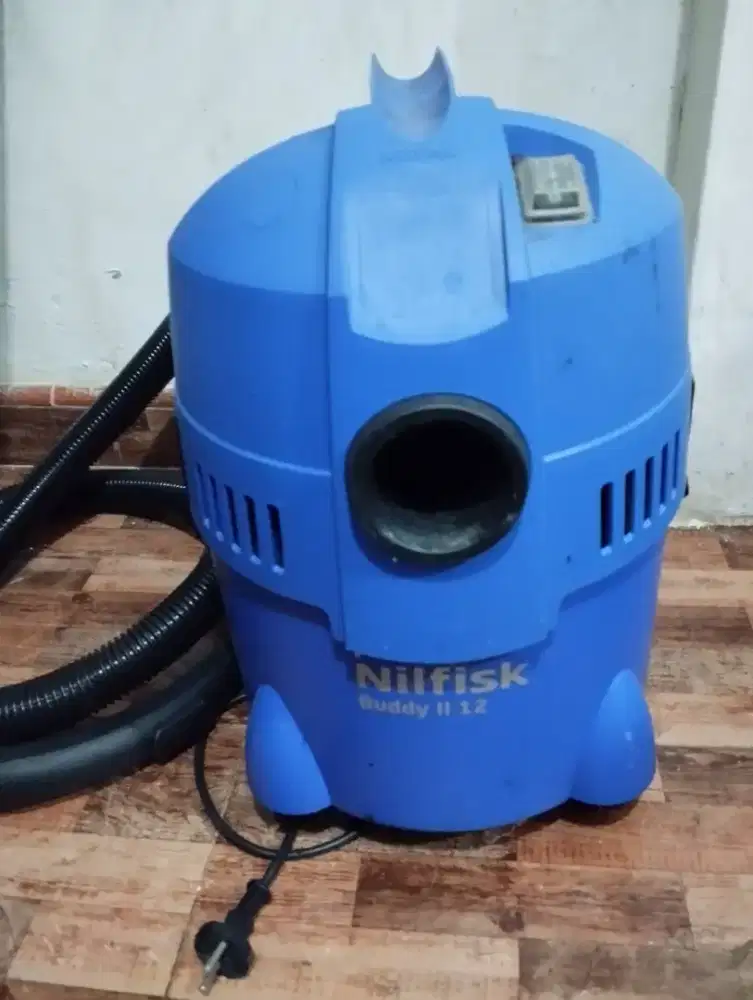 Dijual Nilfisk Buddy II 12 penyedot debu