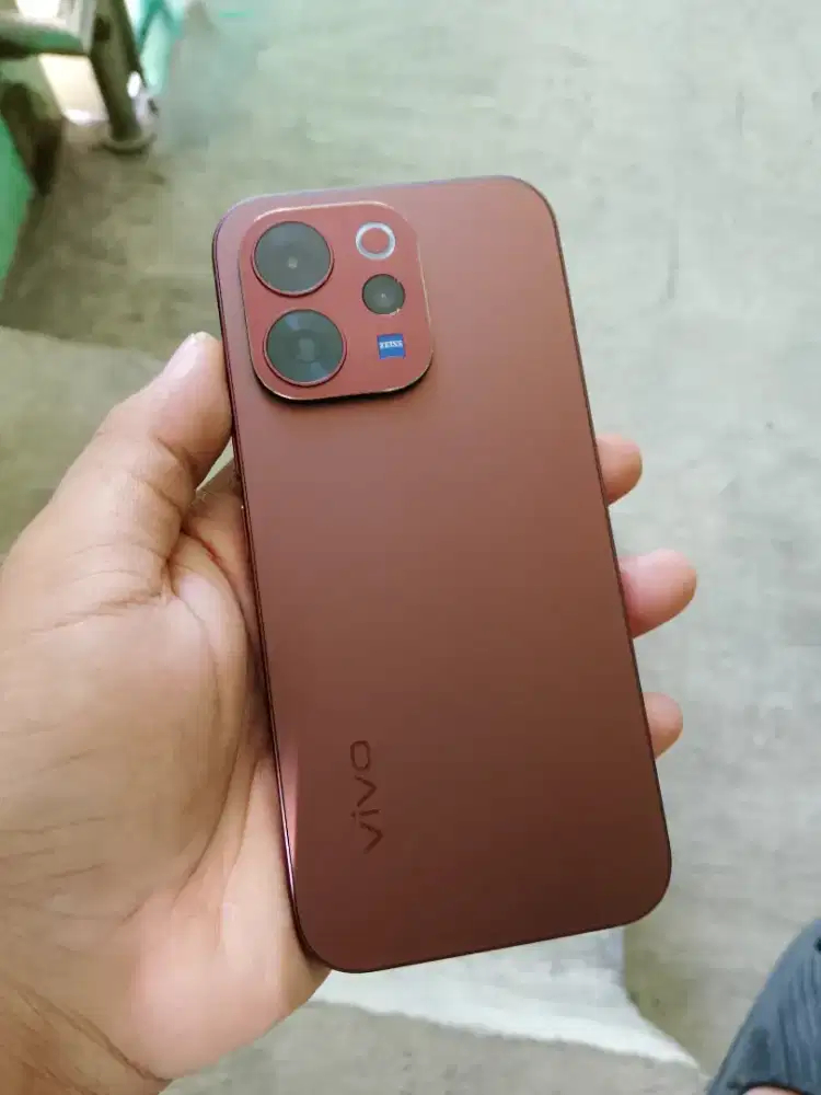 Vivo V70 5G 12/256 Lengkap