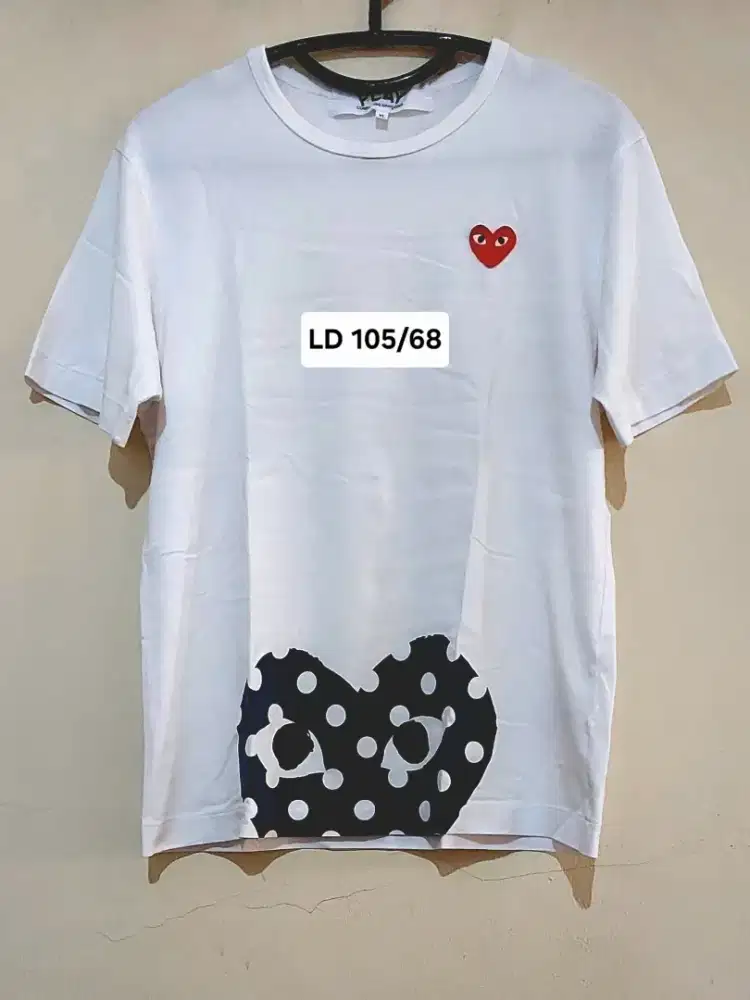 Kaos PLAY putih, LD 105 Panjang 68