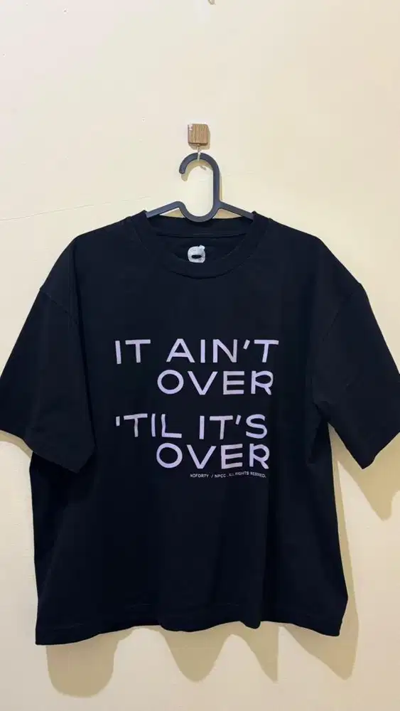 Preloved NOFORTY Boxy Unisex