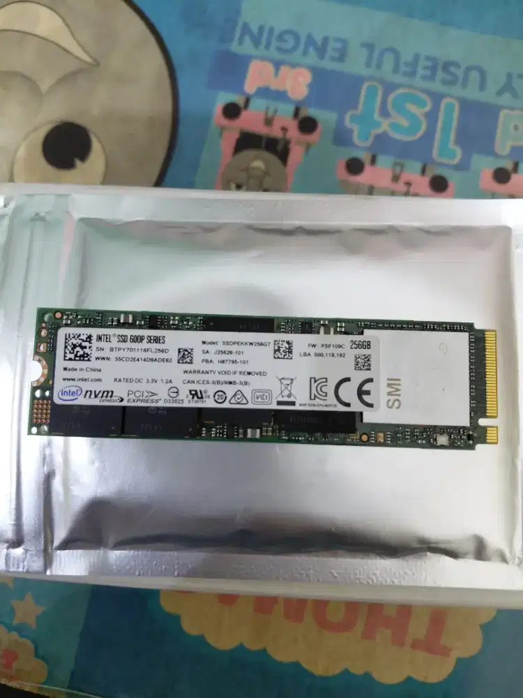 SSD NVME merek intel 256GB