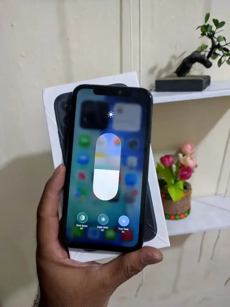 IPHONE 11 64GB TERMURAAH