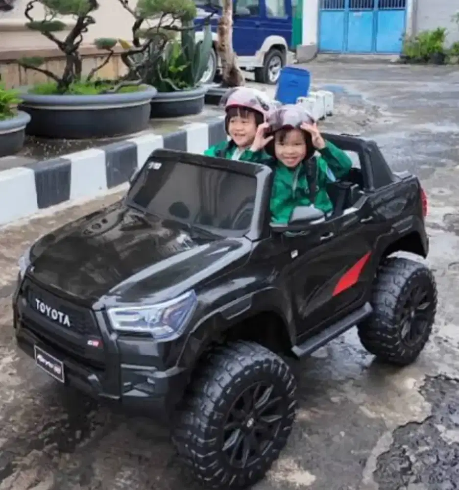 Mobil Aki Jeep Volta Hilux GR UK Jumbo bsa naik max BB 60kg,ban karet