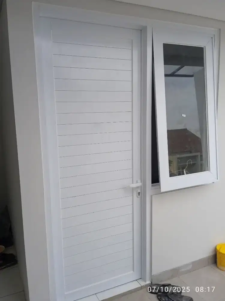 Pintu dobel spandrel + jendela T210cm L90cm & T120cm L50cm hrg 3,3/pcs