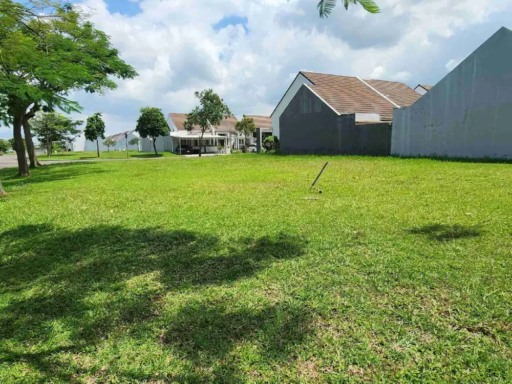 JUAL CEPAT !! Tanah kavling Suvarna Sutera hoek 304m2