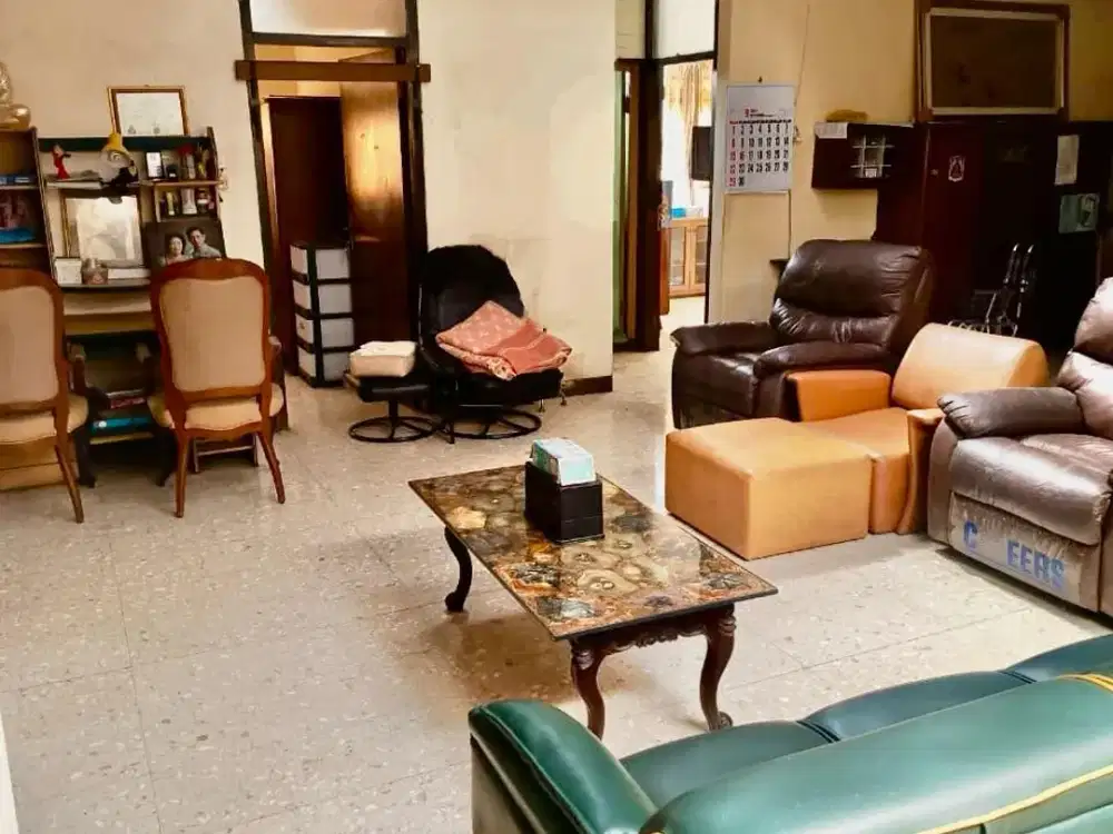 Jual Sewa Rumah Luas Asri di Pondok Hijau