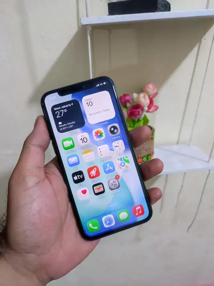 IPHONE 11 PRO 256GB LIKE NEW