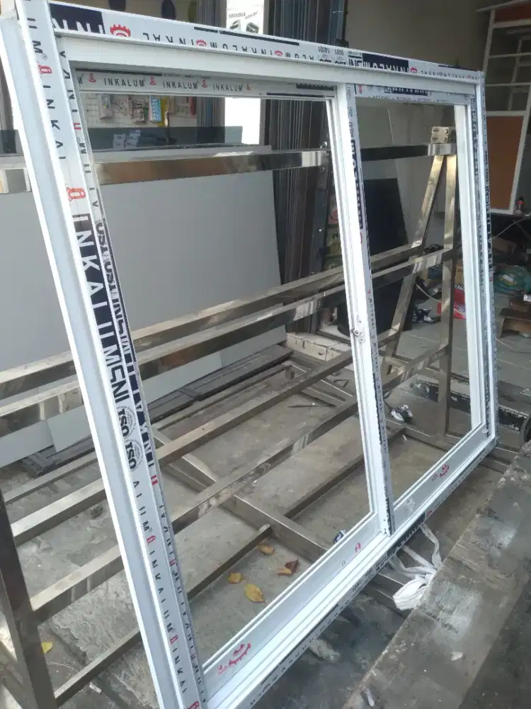 Jendela alumunium sliding T120cm L120cm harga plus pasang 1,5 jt / pcs