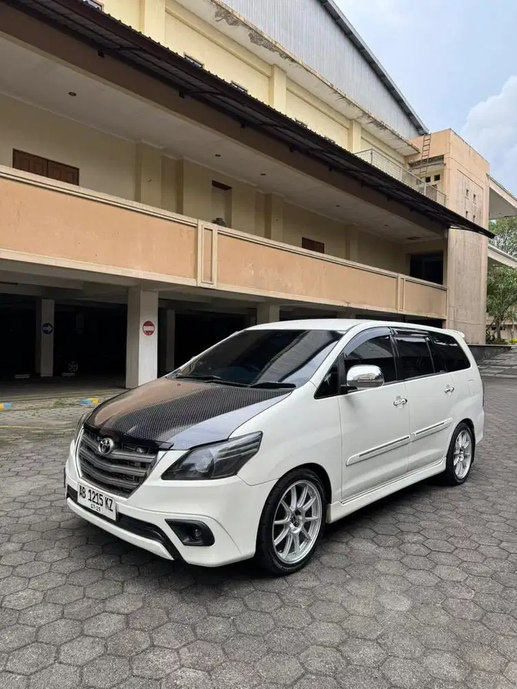 Kijang innova G 2014 diesel at