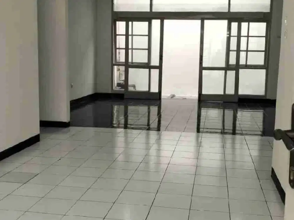 murah nego luas terawat di taman Kopo indah 1