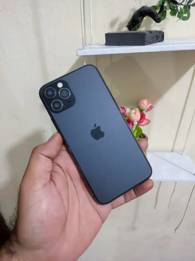 IPHONE 11 PRO 256GB TERMURAAAH