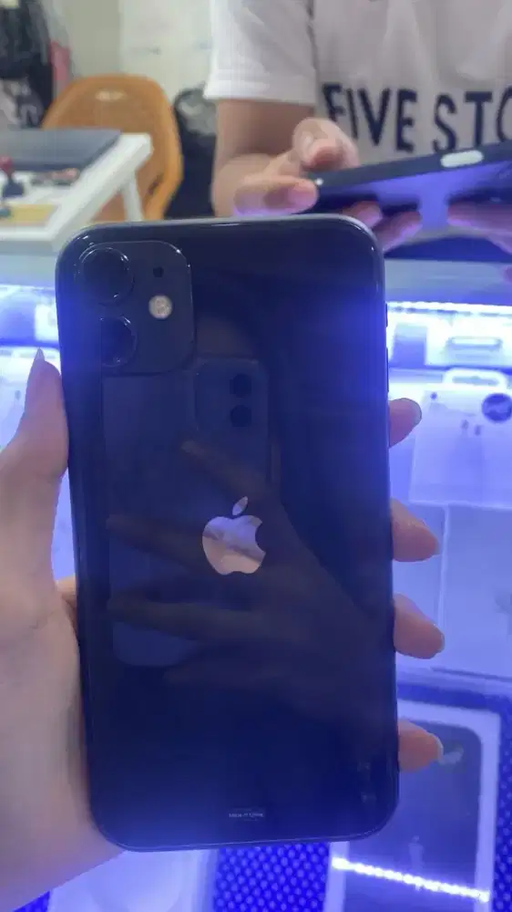 Second iPhone 11 64GB iBox – BH 84% Mulus