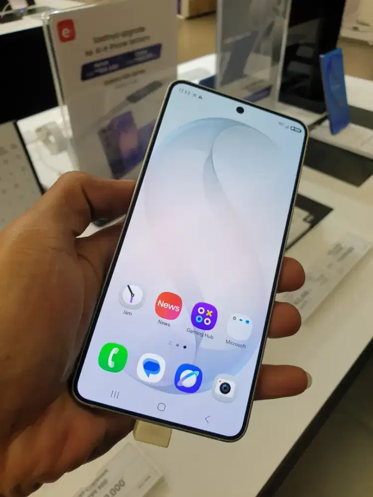 SAMSUNG S26 BASE 512GB FREE JAM FIT3 DAN CHARGER ORIGINAL