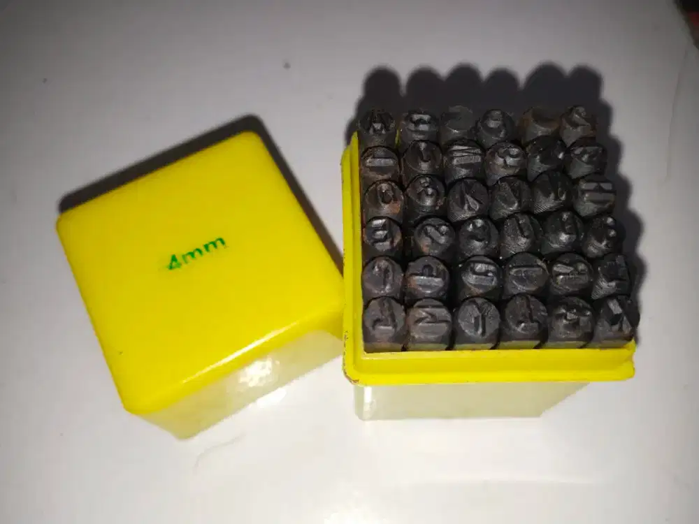 ALAT BUAT ANGKA DAN HURUF KETOK