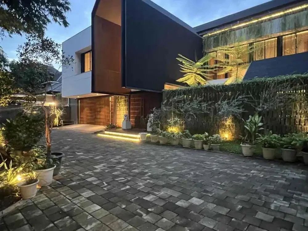 Jual Rumah Mewah Baru Kebayoran Baru Jakarta Selatan 700m2 SHM Design Ginanjar Ramdhani