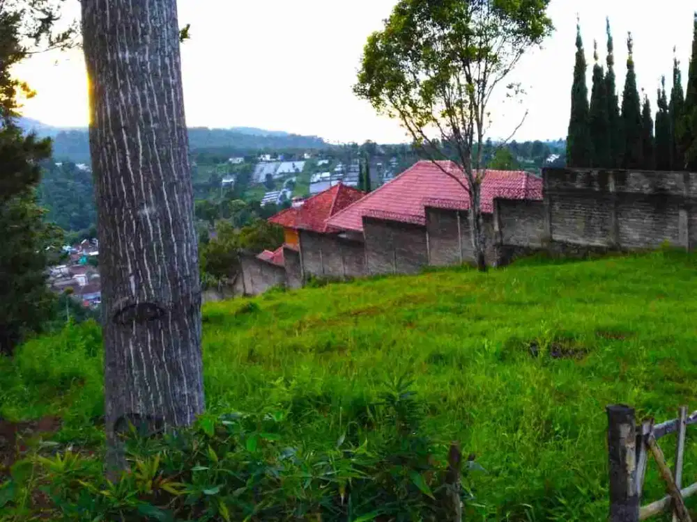 dijual tanah strategis cocok untuk villa resto cafe