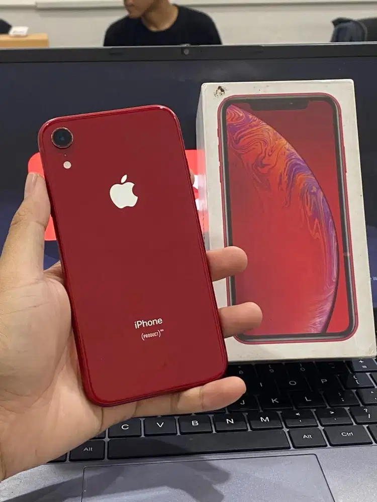 iphone xr 64gb RED