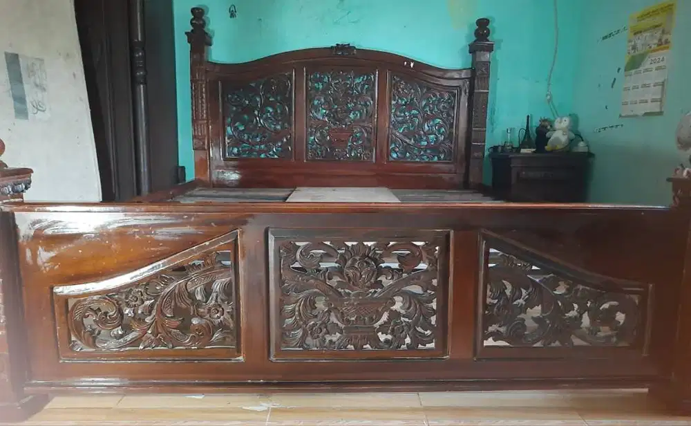 Tempat Tidur Jati Jepara