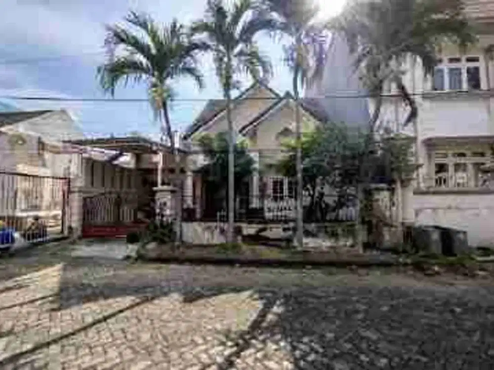 DI JUAL RUMAH
KEL. : BANJARBENDO
KEC. : SIDOARJO 
KAB  : SIDOARJO