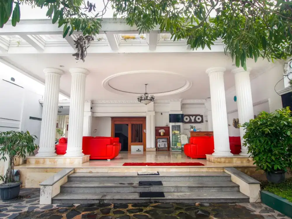 hotel aktif 5 menit dari titik nol kilometer, kraton, tugu yogyakarta,