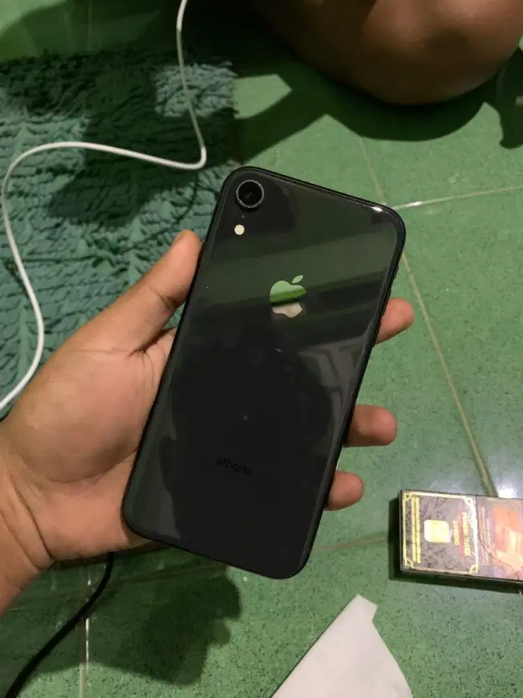 iPhone XR 128gb iBox
