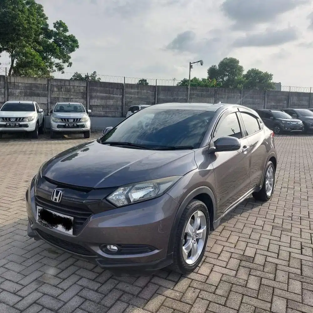 TERMURAH HONDA HRV E CVT AT MATIC 2016 ABU