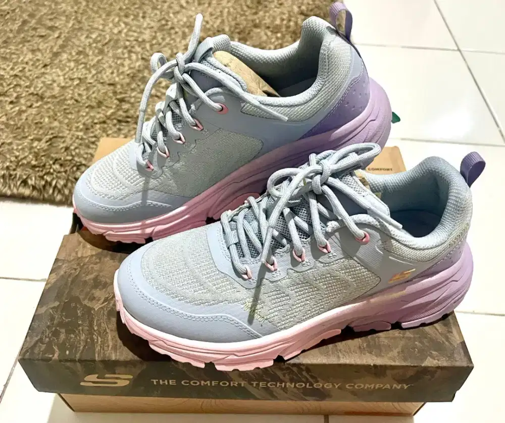 Sepatu Skechers original Perempuan