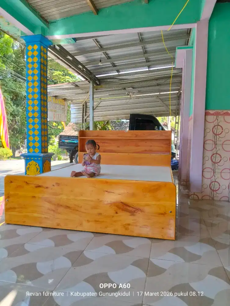 Tempat tidur khastem