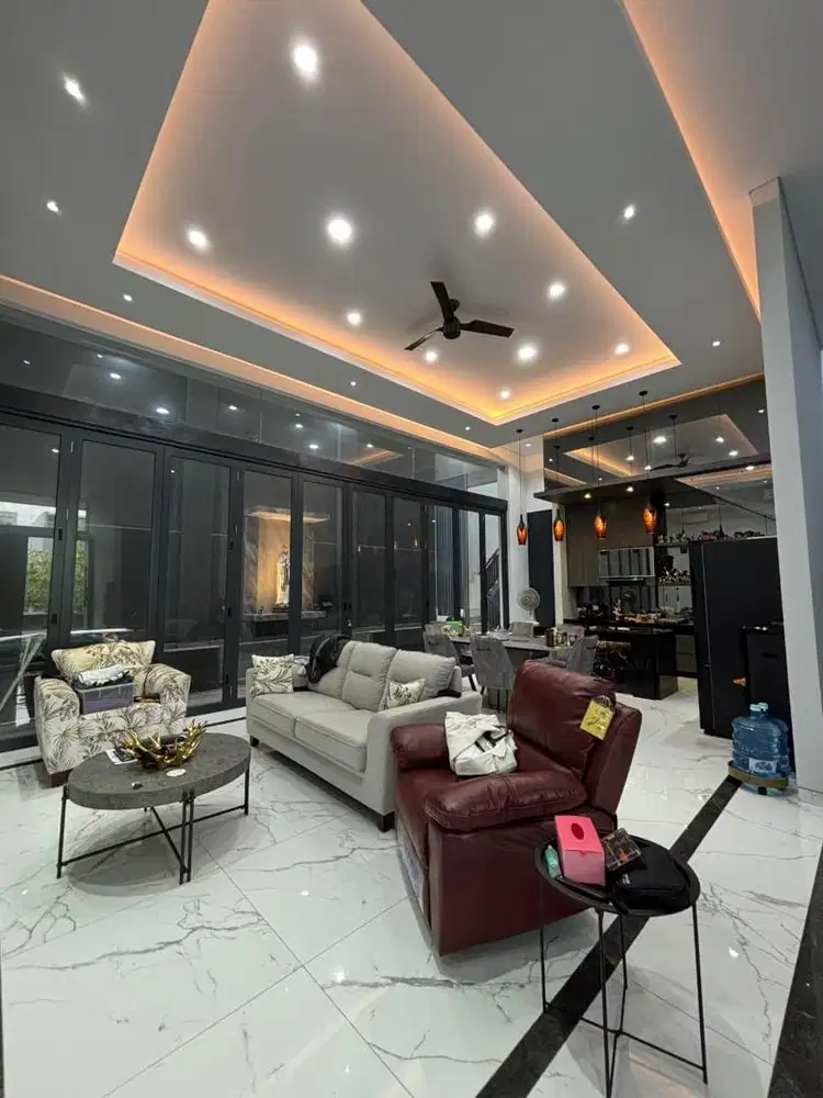 DIJUAL RUMAH CITRALAND WATERFRONT MODERN MINIMALIS SPLIT LEVEL BAGUS