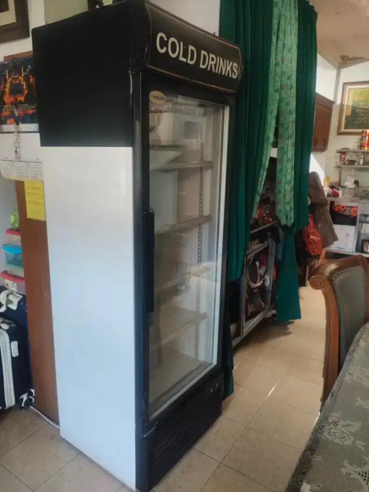 Showcase jumbo Polytron 5 rak besar