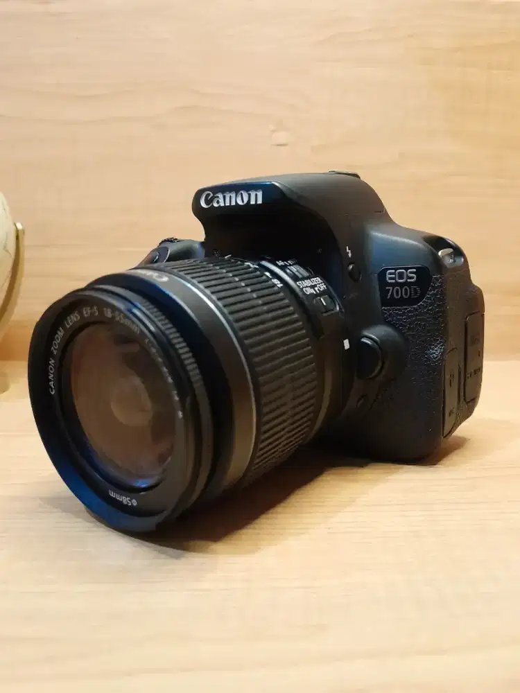 CANON EOS 700D KIT 18 55 MULUS BERGARANSI