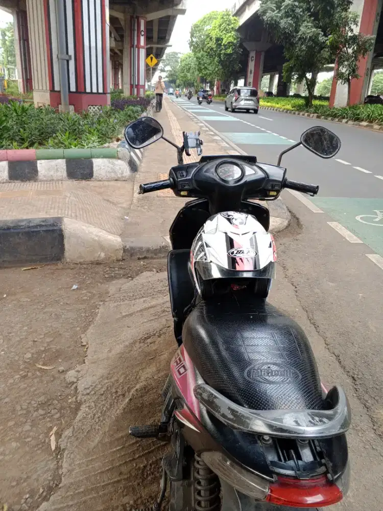 Jual motor Vario karbu Thun 2008