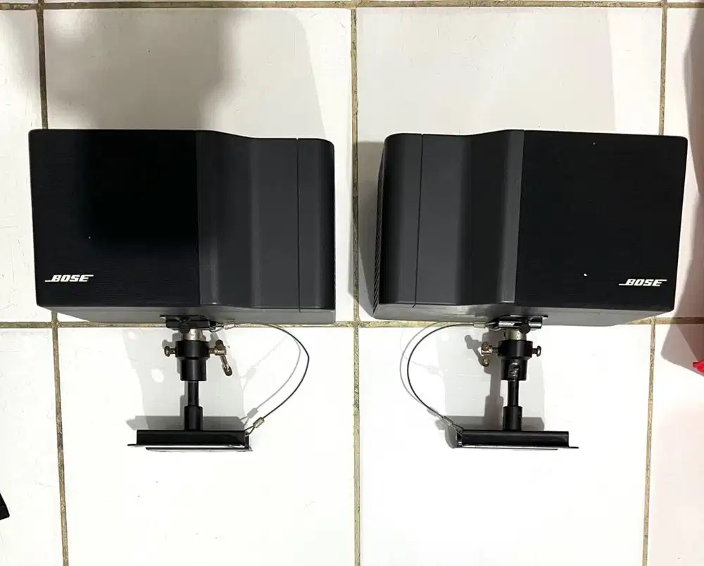 BOSE Freestyle Speaker System 6 ohms 60 watts (1 pasang = 2 pcs)