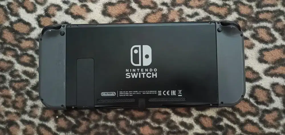 NINTENDO SWITCH V1