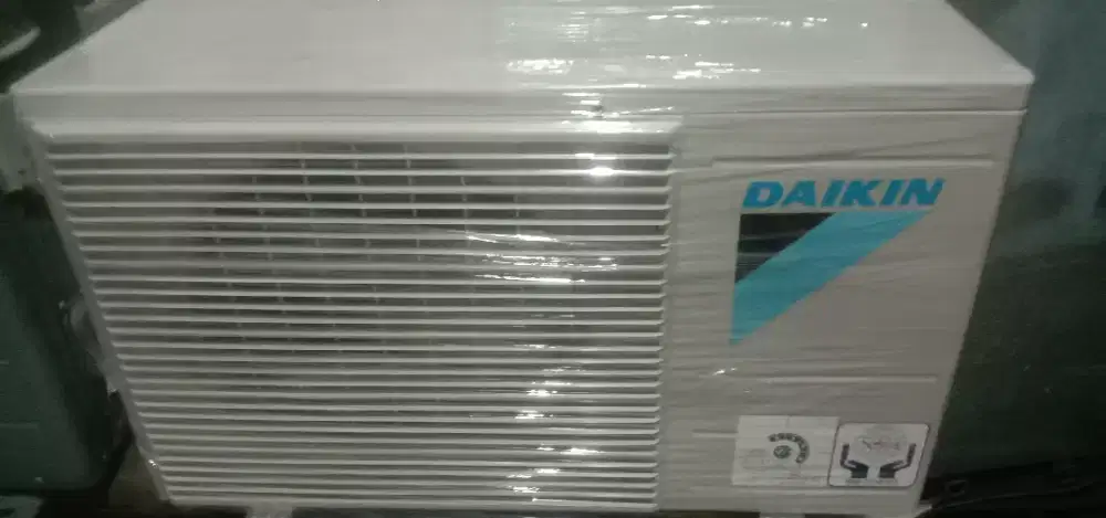Outdoor Daikin stengh pk R32 baru bukan second
