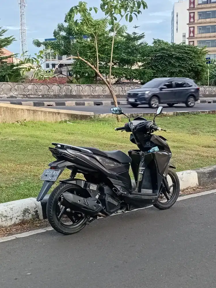 Forsale vario led old 125  negoin smpe jdi monggo