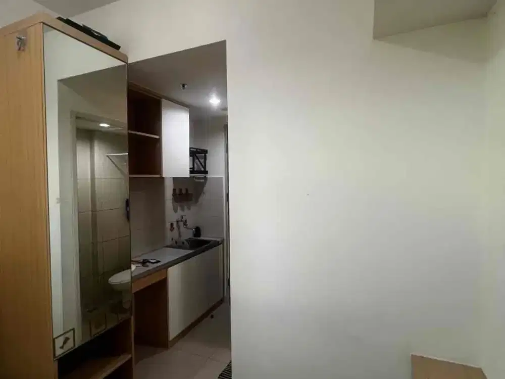 Disewakan Apartemen osakak riverview pik2 studio furnish 15jt/thn