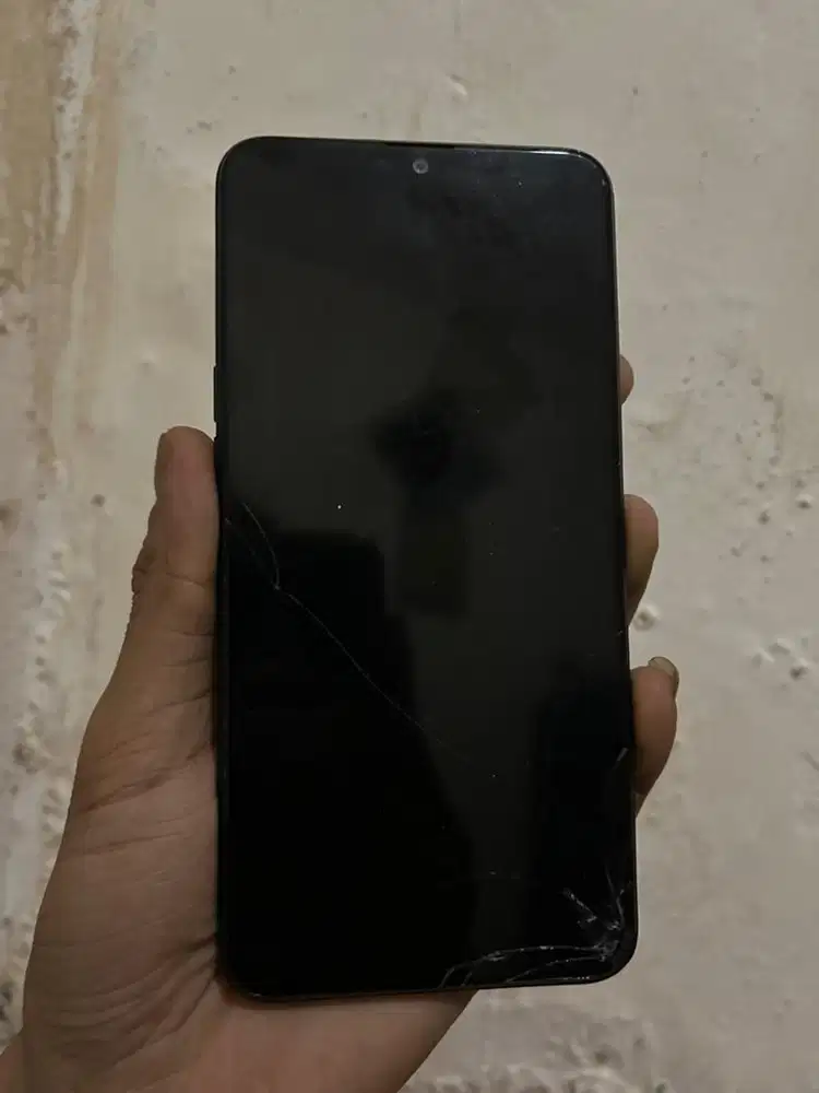 Samsung A10s 3/32gb Matot