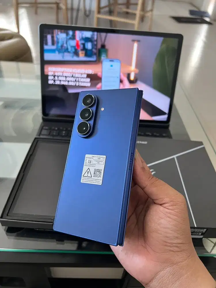 Samsung Z Fold 7 1TB Blue Shadow Like New On Garansi
