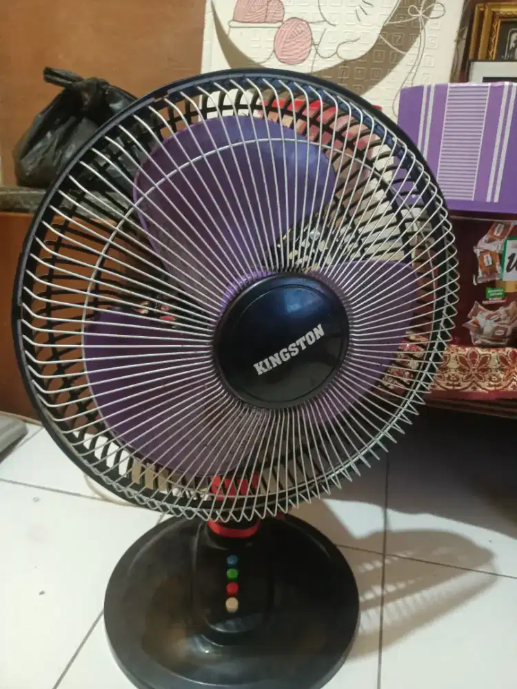 Kipas angin ukuran 12